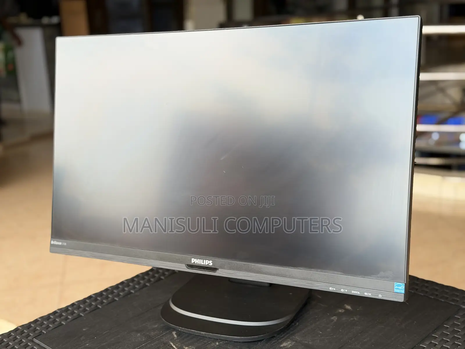 Philips Monitor IPs 27 Inch Screen Type C HDMI DP USB 3.0