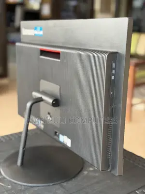 Lenovo ThinkCentre M710 SFF 8GB Intel Core i5 SSD 256GB