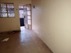 1bdrm Room & Parlour in Kawaala, Rubaga for rent