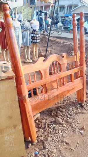 4by6 Wooden Bed Available on Sale