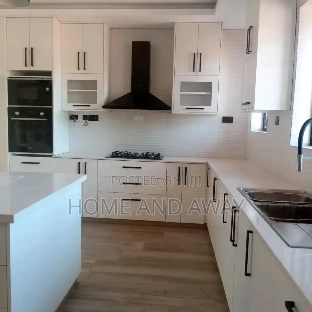 Kitchen Cabinets/Pure White Mat Kitchen Cabinets 950,000/- Per Meter