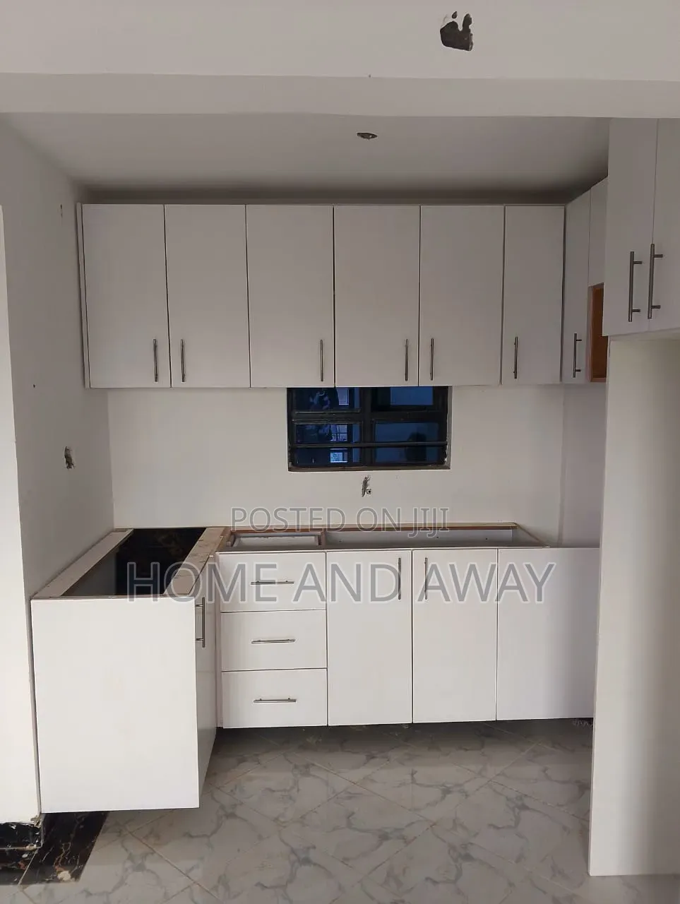 Kitchen Cabinets/Pure White Mat Kitchen Cabinets 950,000/- Per Meter