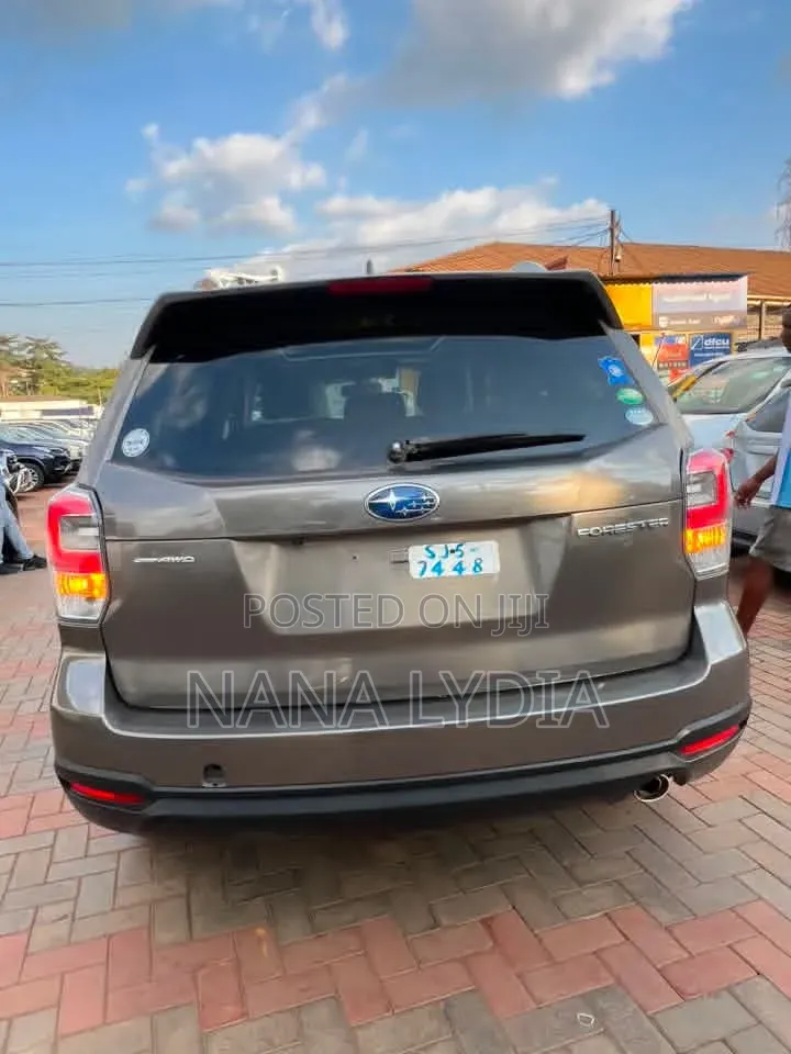 Subaru Forester 2017 Beige