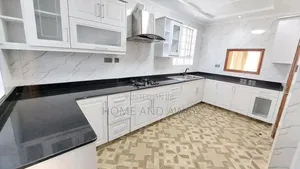 Kitchen Cabinets Experts From 1,000,000/- Per Running Meter Any Colour