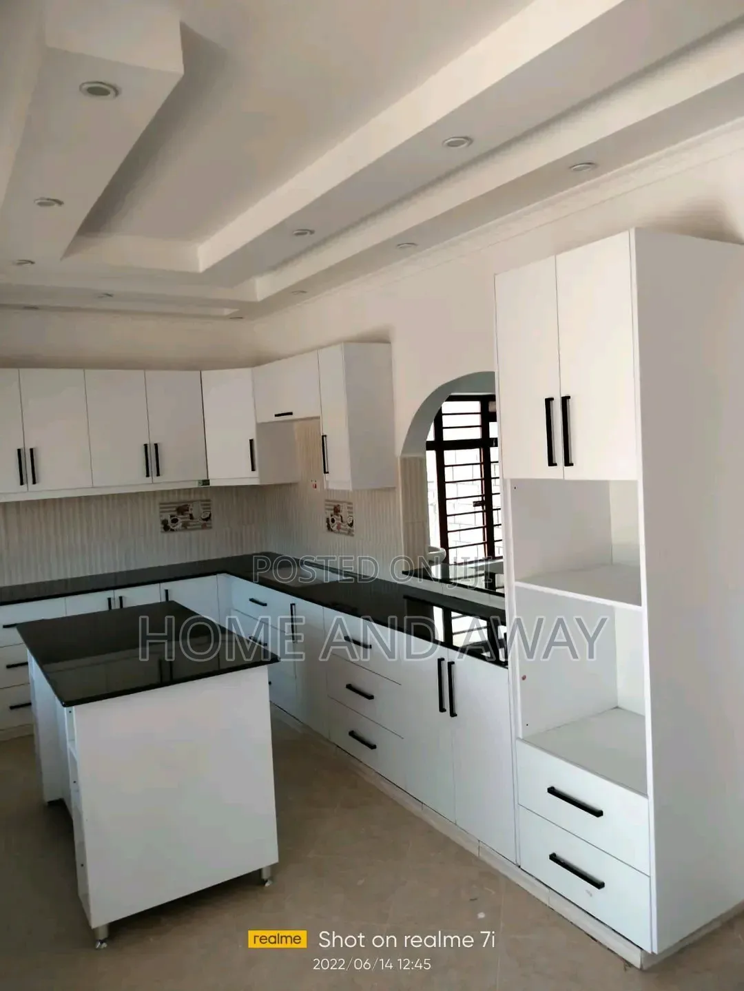 Kitchen Cabinets Experts From 1,000,000/- Per Running Meter Any Colour