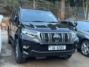 Toyota Land Cruiser Prado 2018 Black