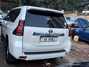 Toyota Land Cruiser 2018 White