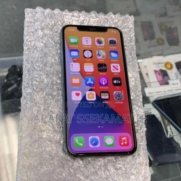 Apple iPhone 11 Pro Max 64 GB Black