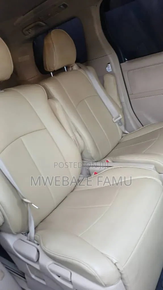 Toyota Alphard 2012 Gray