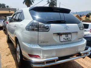 Toyota Harrier 2010 White