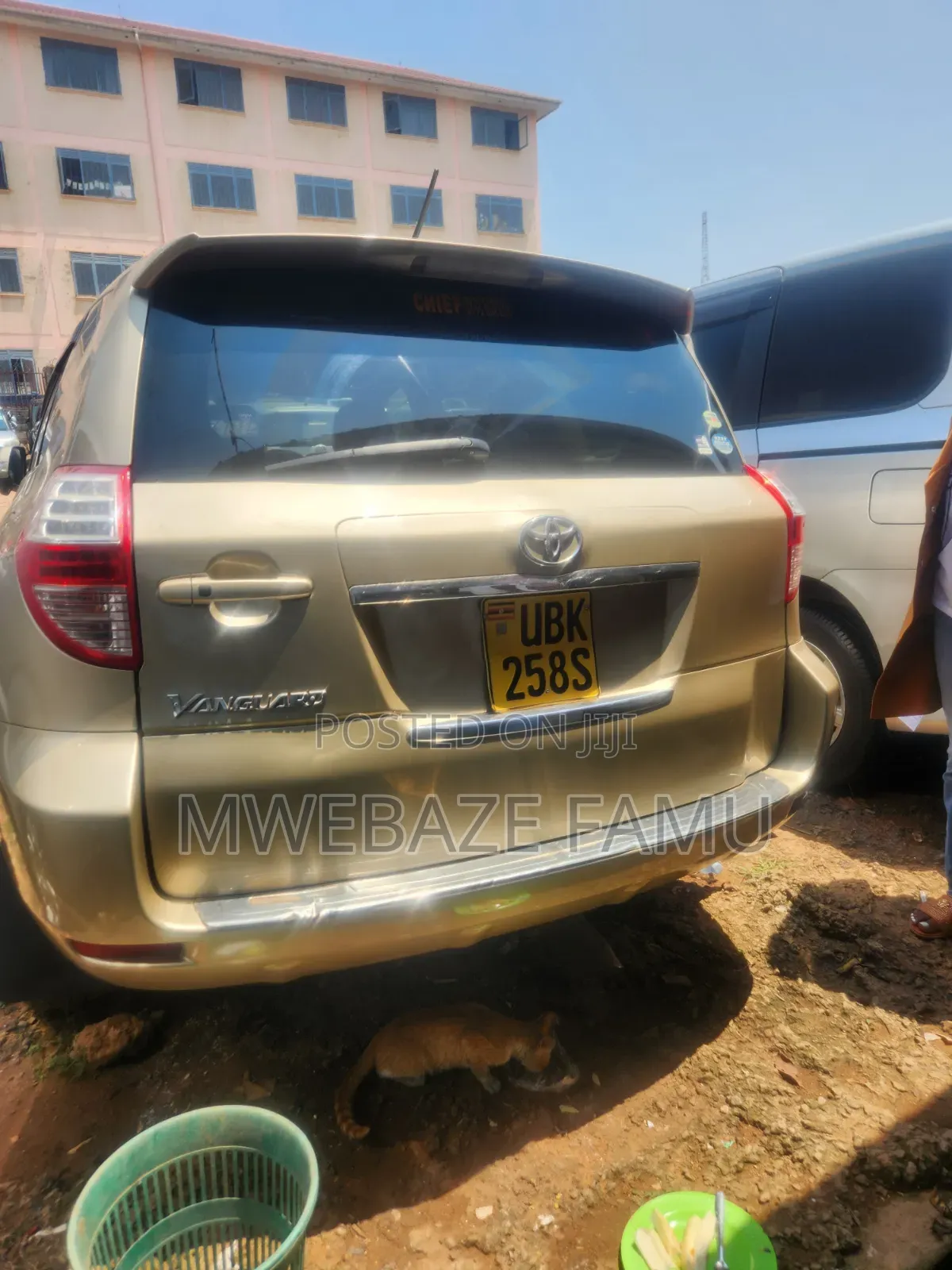Toyota Vanguard 2009 Gold