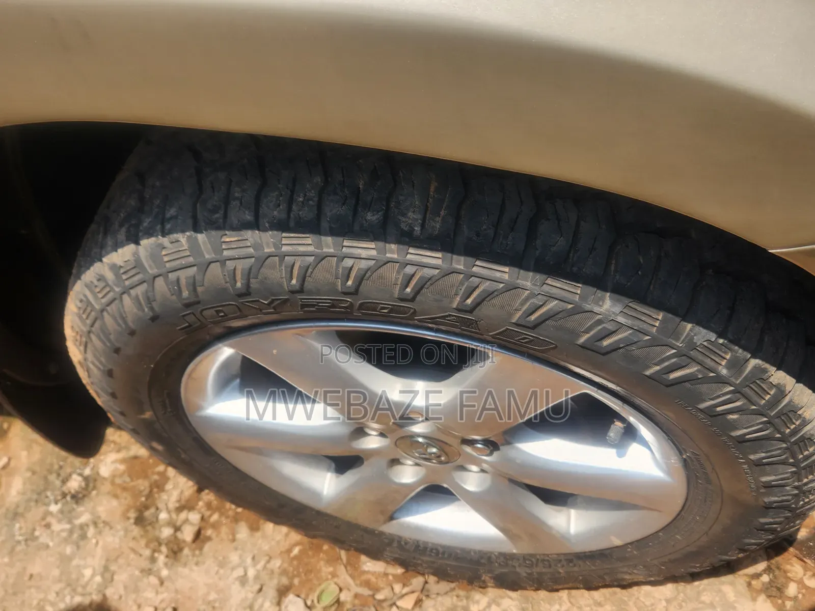 Toyota Vanguard 2009 Gold