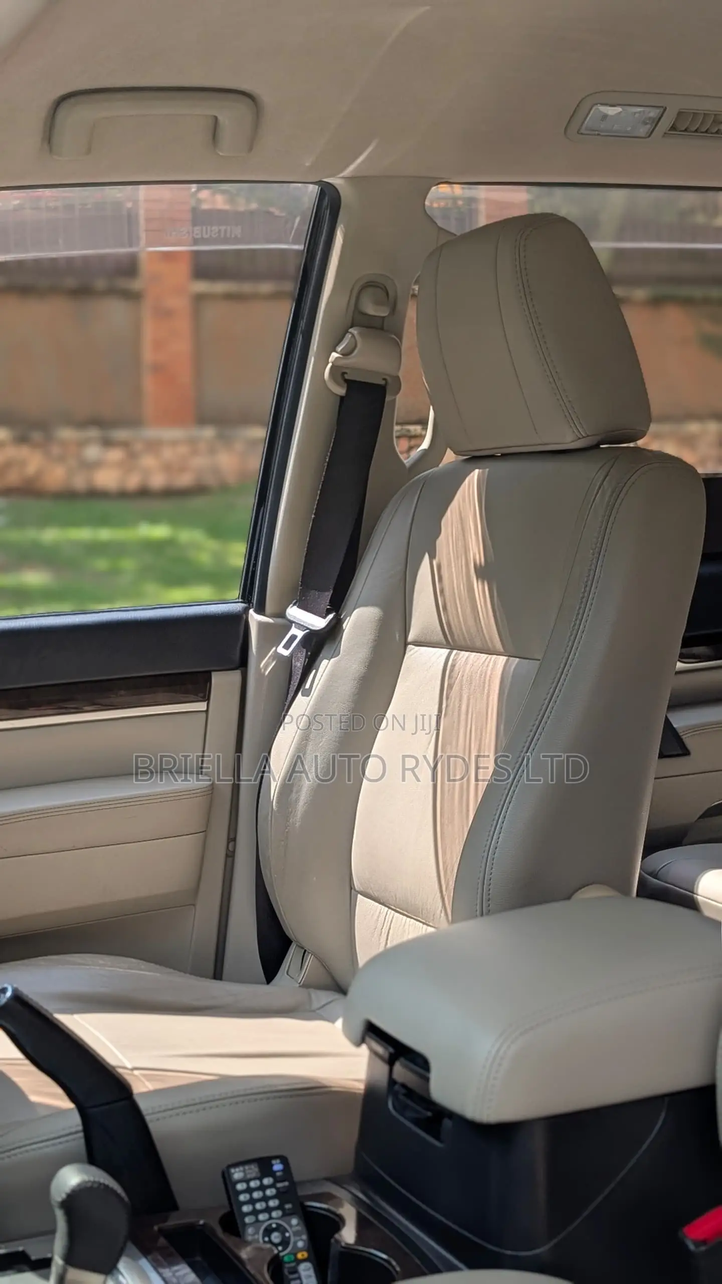 Mitsubishi Pajero 2011 Gray