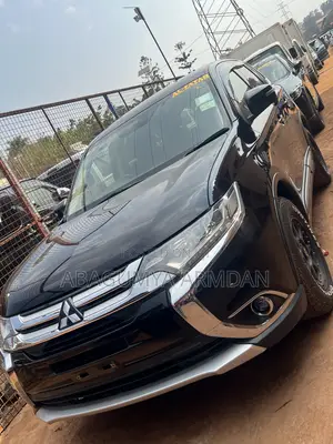 Mitsubishi Outlander 2.4 PHEV AWD 2016 Black