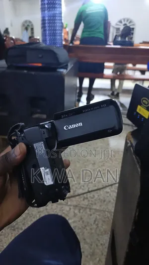 Camcorder Canon Vixia Hf R800
