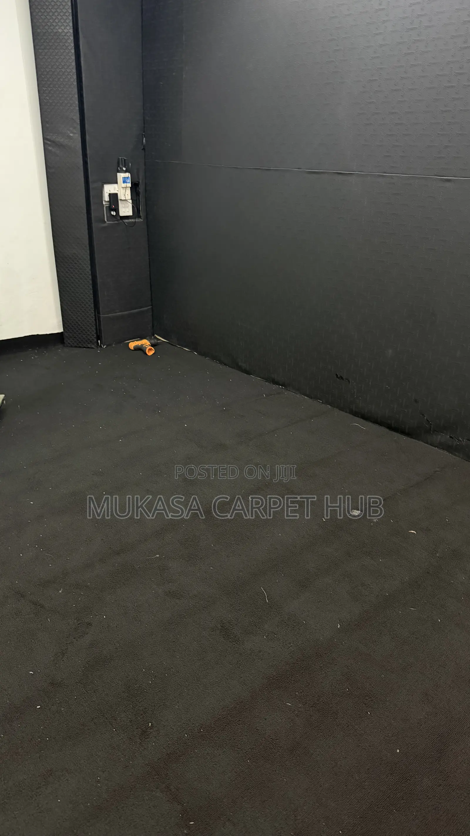Executive Black Woolen Carpet – Premium Quality