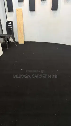 Elegant Black Wool Carpet for Home Office
