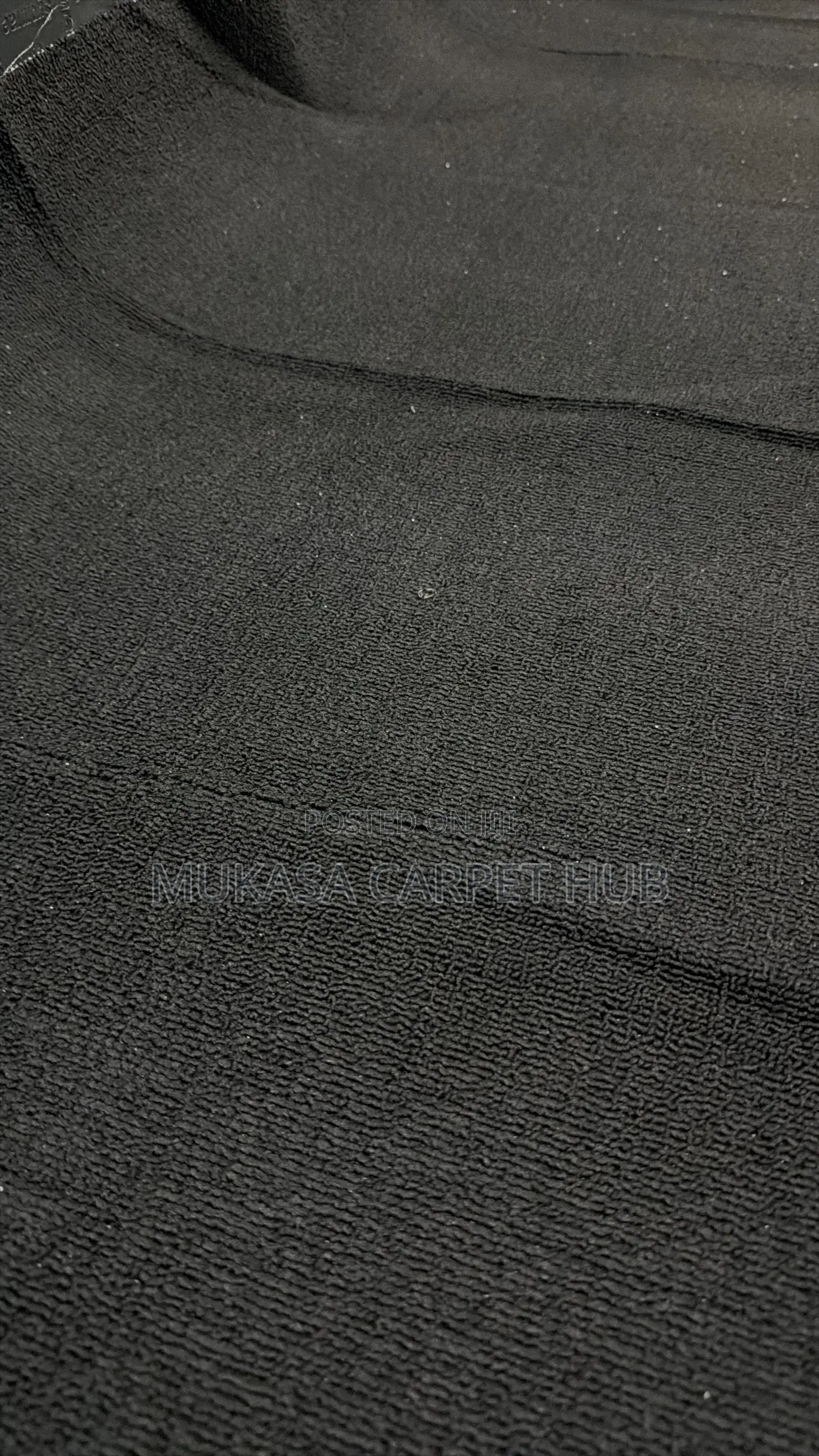 Luxury Black Floor Carpet – Soft Woolen Finish