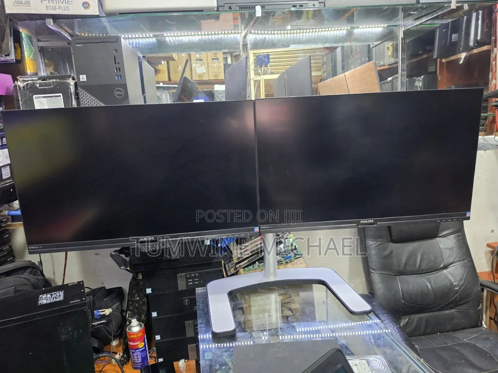 Dual Arm Set Up 27inch Monitors X 2
