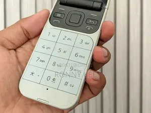 New Nokia 2720 Flip 512 GB White