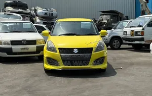 Suzuki GR 2013 Yellow