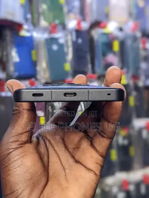 Sharp Aquos R8s pro 256 GB Gray