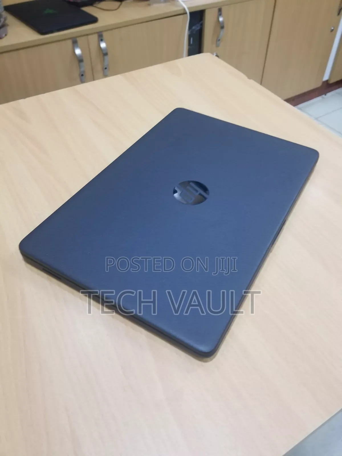 New Laptop HP 14S 8GB AMD Ryzen SSD 256GB