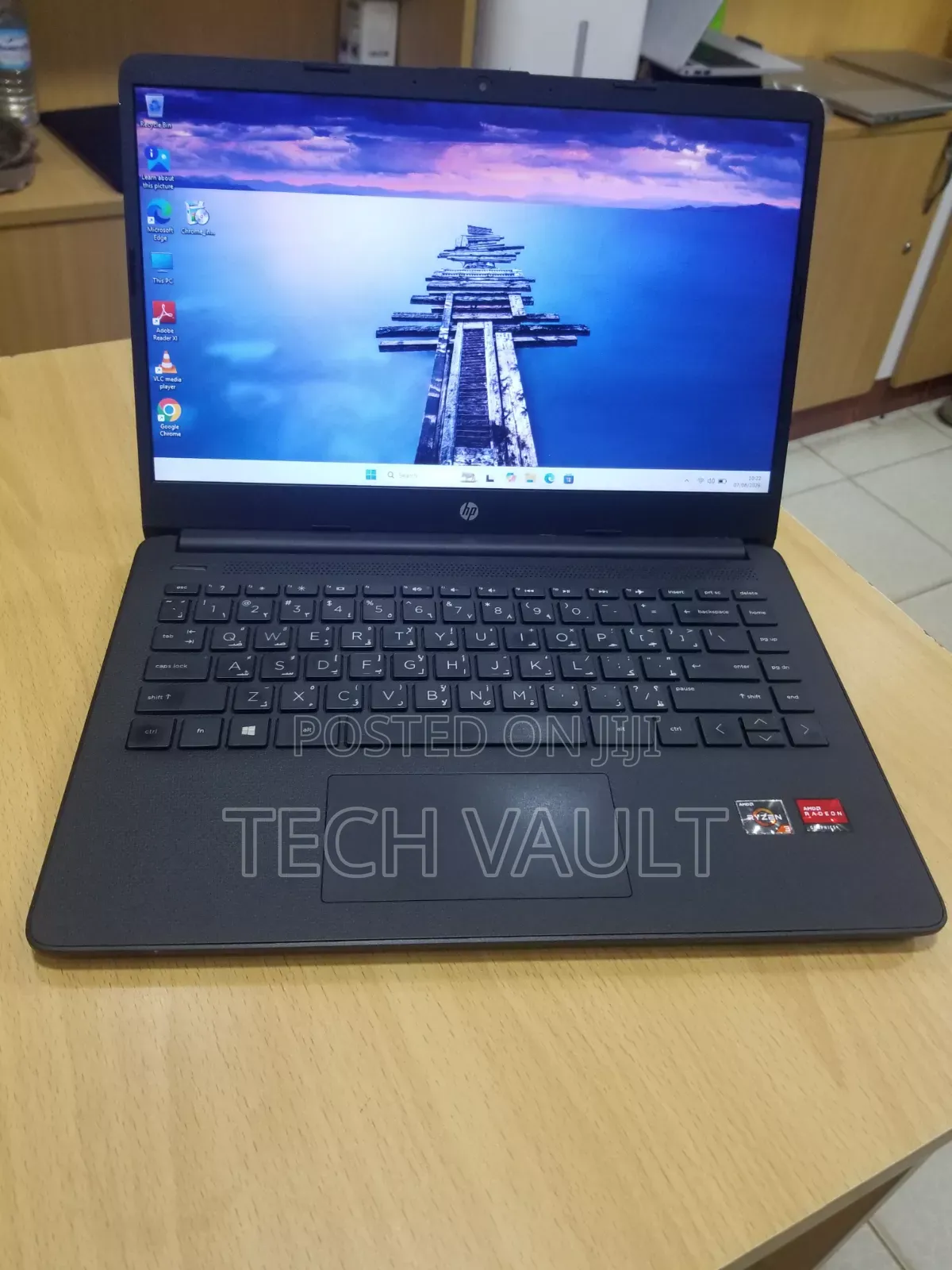 New Laptop HP 14S 8GB AMD Ryzen SSD 256GB