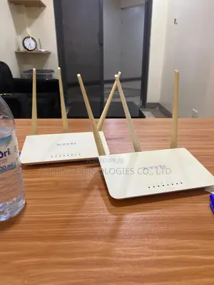 Tenda F3 Routers