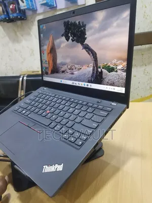 New Laptop Lenovo ThinkPad T480s 8GB Intel Core i5 SSD 256GB