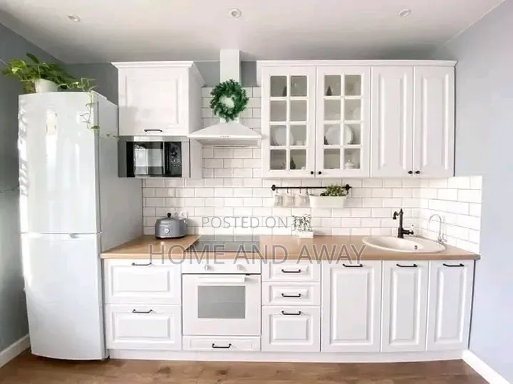 Kitchen Cabinets/Mini Class Kitchen Cabinets 5,550,000/- Any Colour