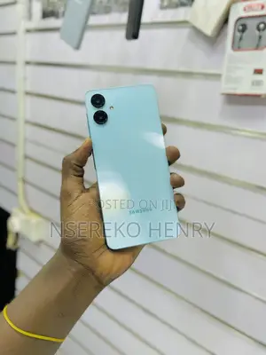 Samsung Galaxy A06 128 GB Blue