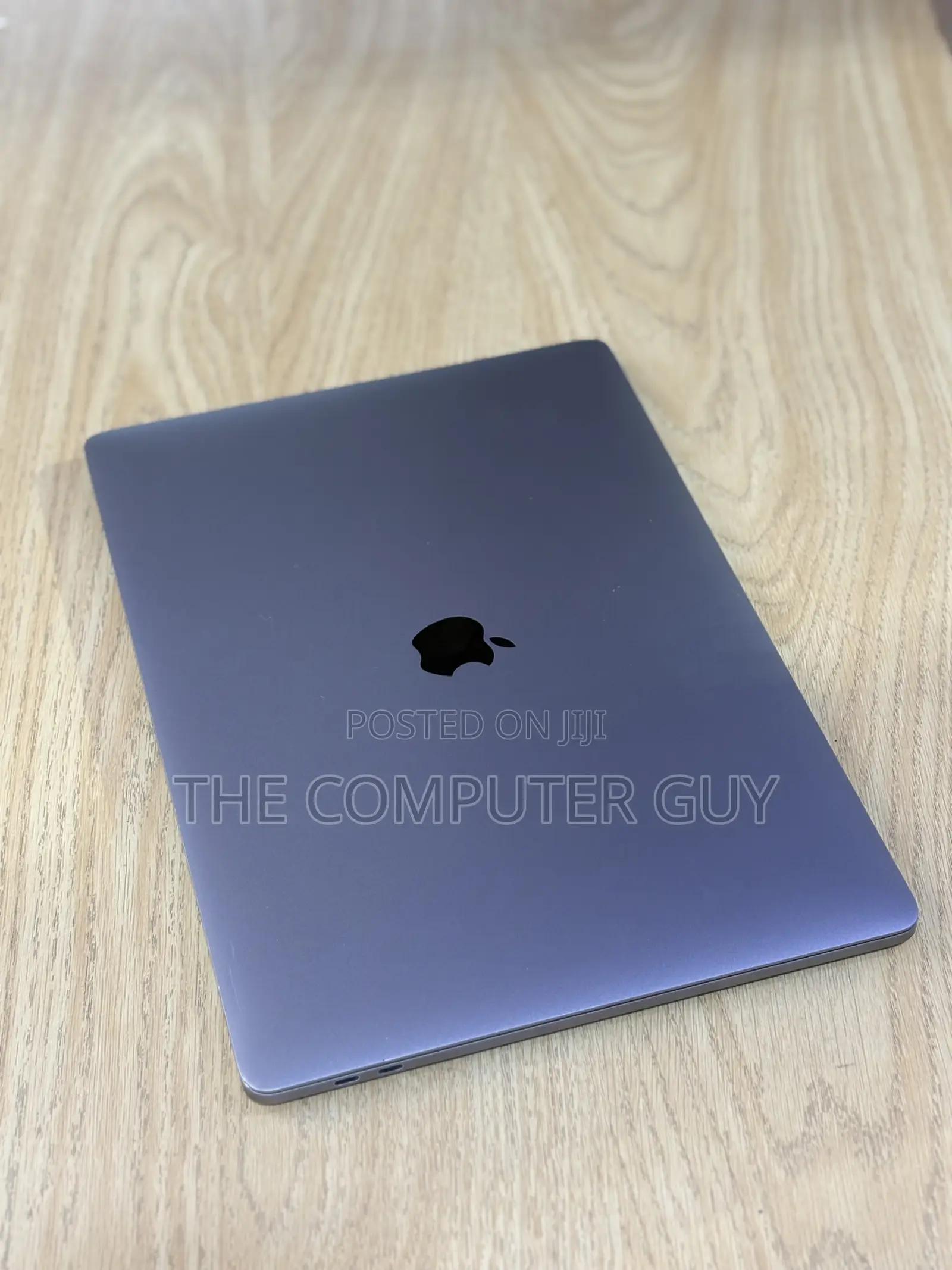 Laptop Apple MacBook Pro 2017 16GB Intel Core i7 SSD 512GB