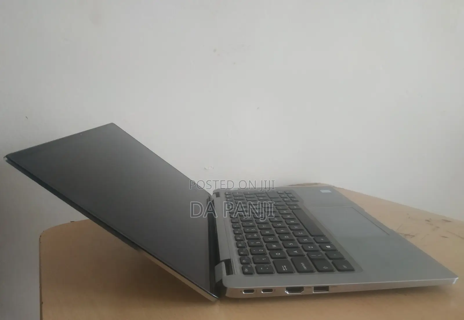 Laptop Dell Latitude 7400 2-in-1 8GB Intel Core i7 SSD 500GB