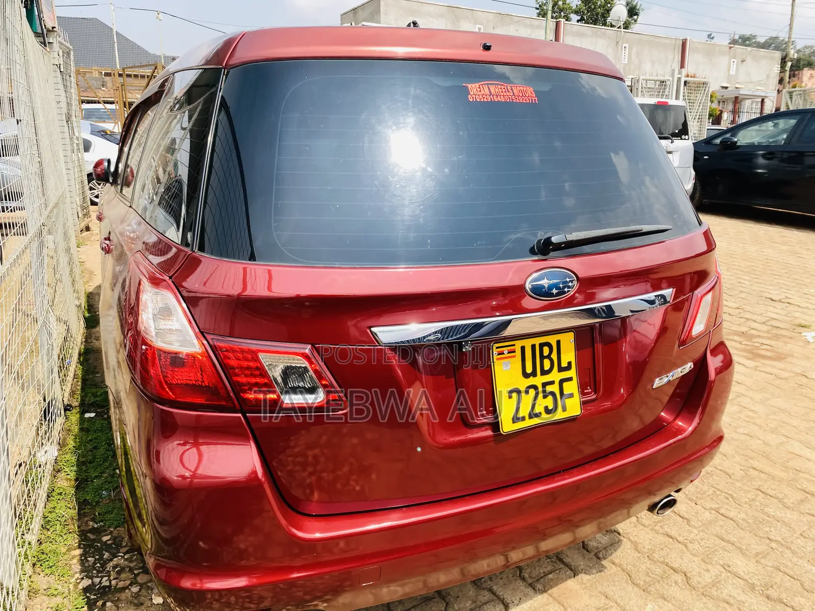Subaru Exiga 2011