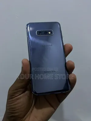 Samsung Galaxy S10e 128 GB Blue