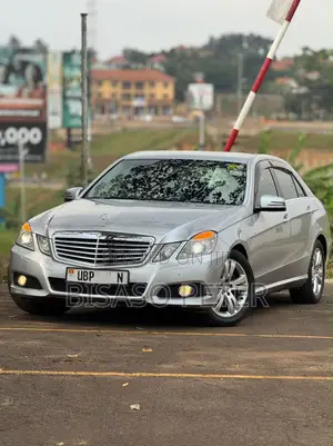 Mercedes-Benz E300 2010 Silver