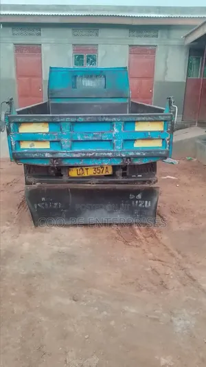 Isuzu Tipper 23m