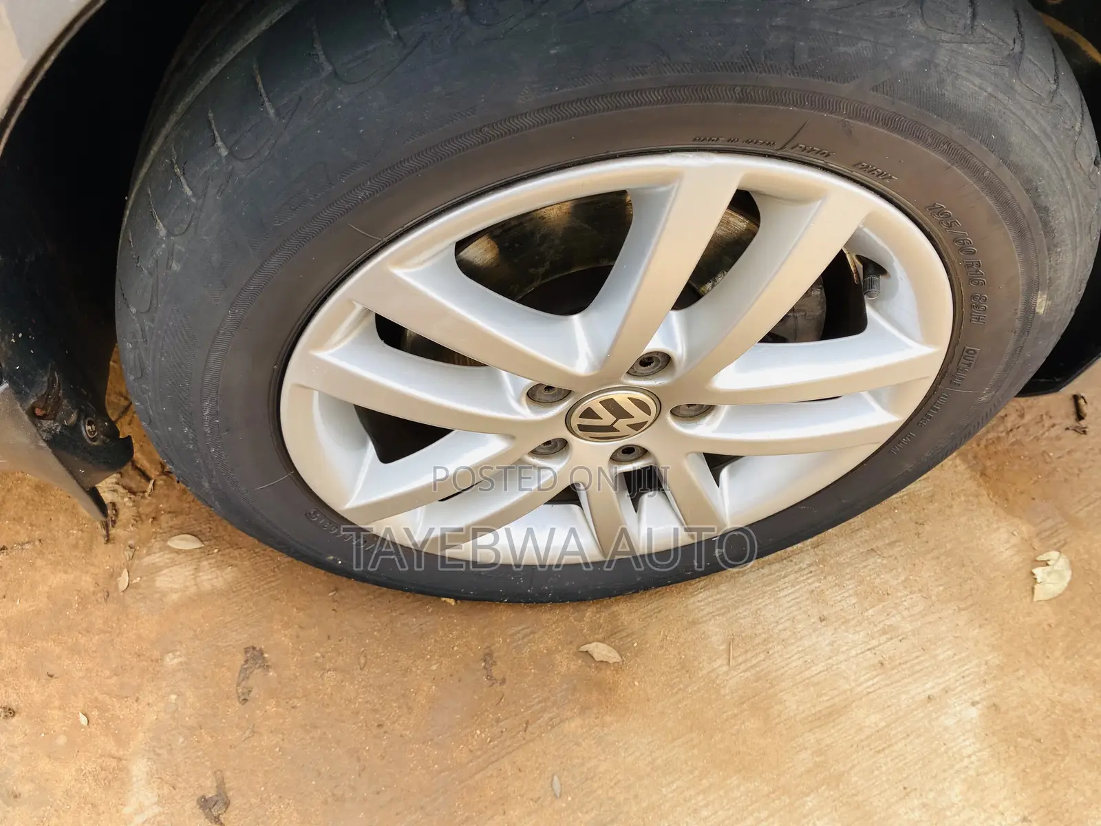 Volkswagen Golf 2012 Gray