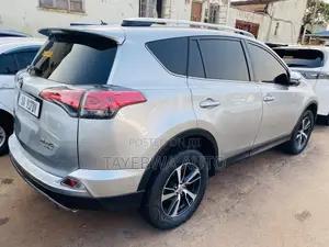 Toyota RAV4 2016 Silver