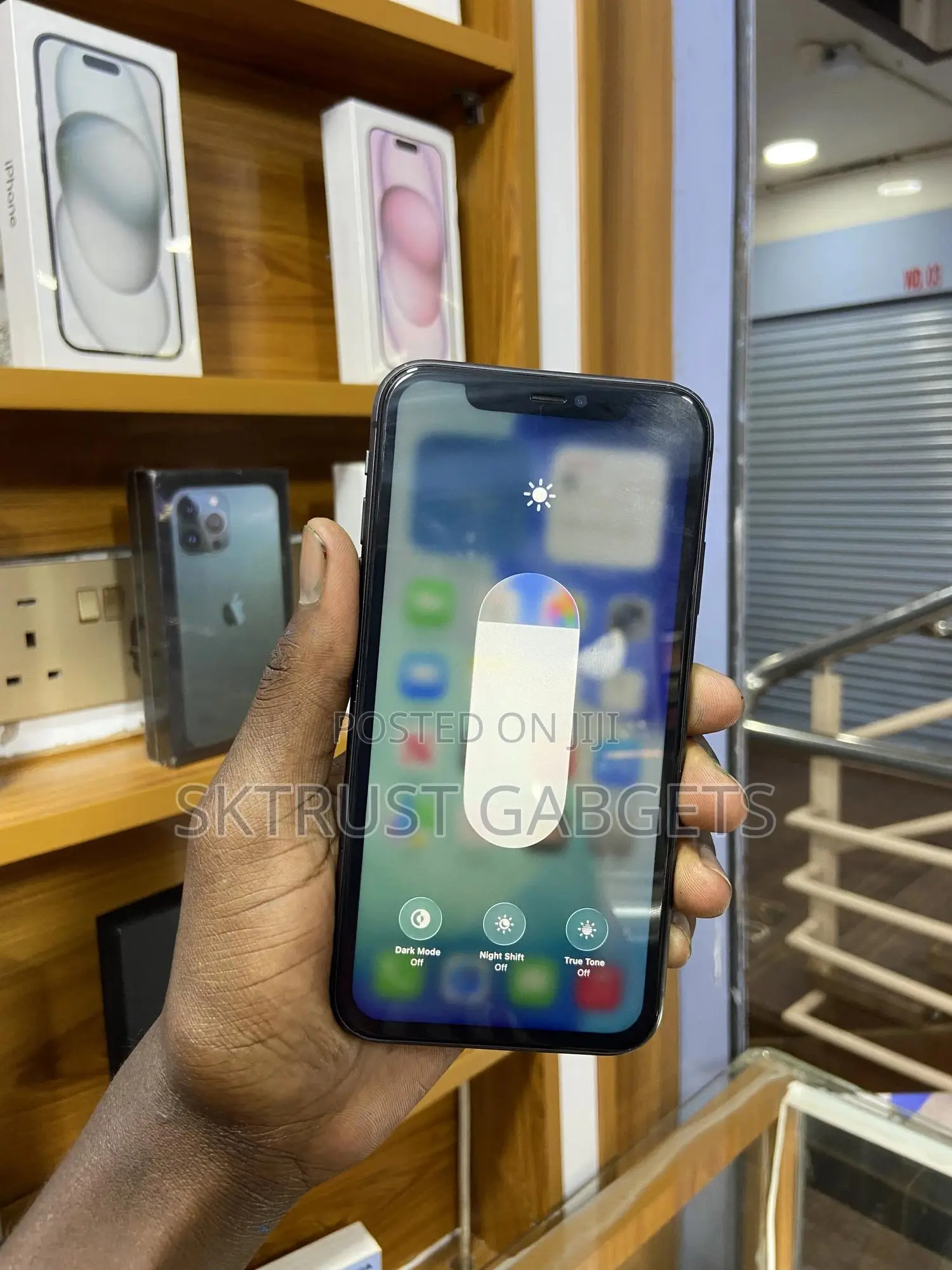 Apple iPhone 11 64 GB Black
