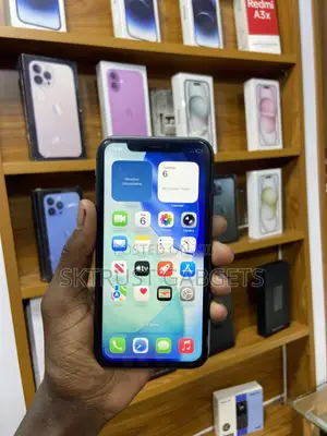 Apple iPhone 11 64 GB Black
