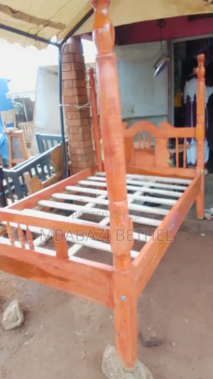4by6 Wooden Bed Available on Sale