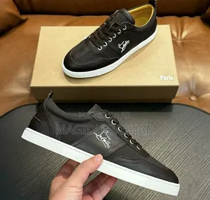 Casual Sneakers