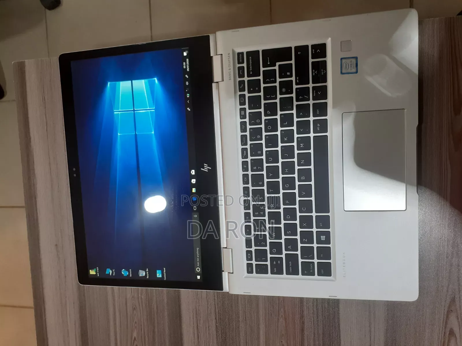 Laptop HP EliteBook 1030 8GB Intel Core i5 SSD 256GB
