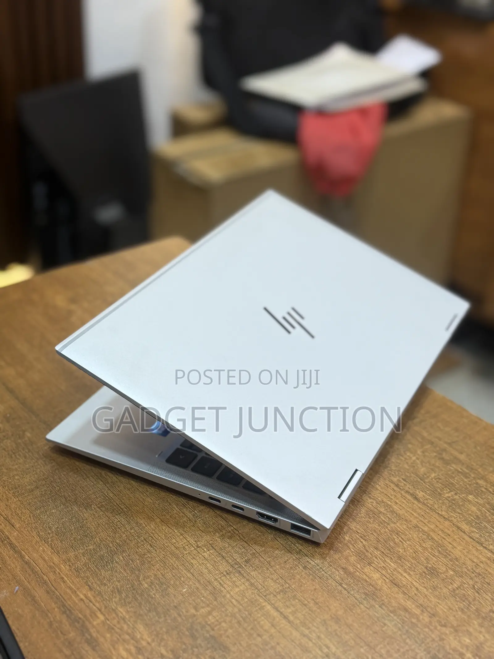 New Laptop HP EliteBook 840 G8 16GB Intel Core i7 SSD 512GB