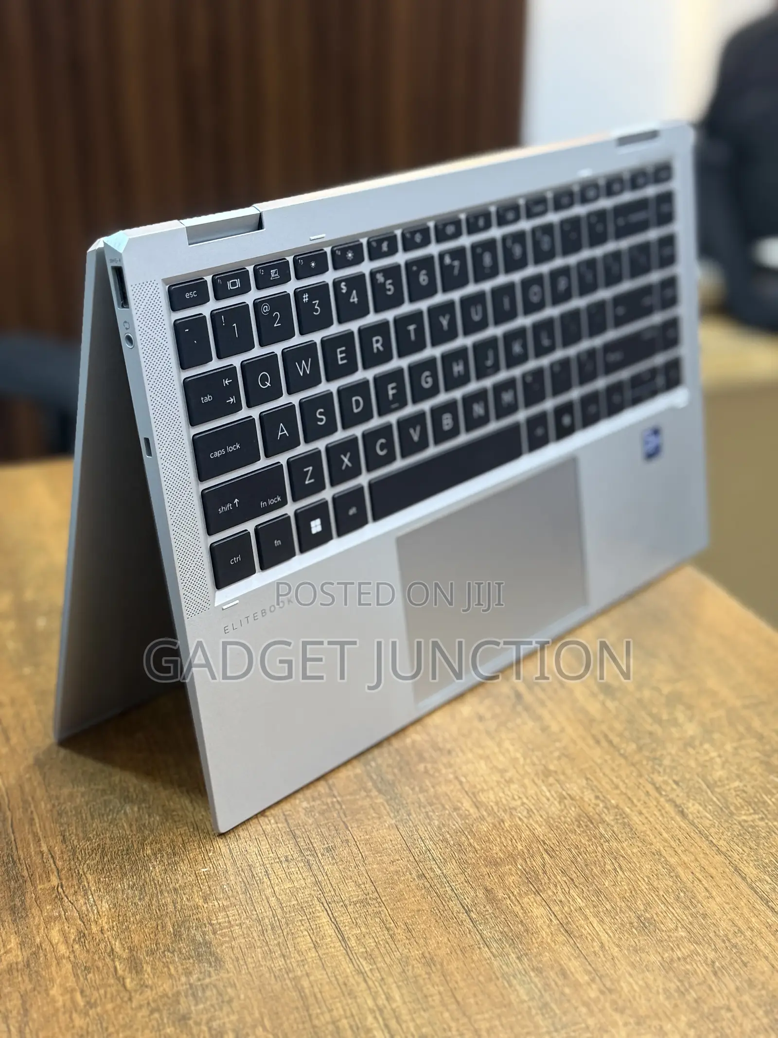 New Laptop HP EliteBook 840 G8 16GB Intel Core i7 SSD 512GB