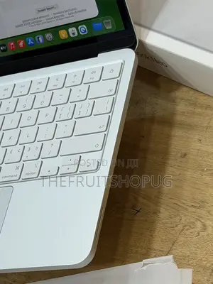 New Laptop Apple MacBook Neo 2026 8GB SSD 256GB