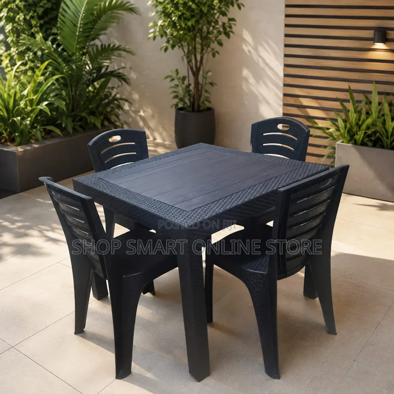 Vorgive Dining Plastic Table and Chairs