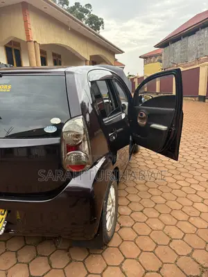 Toyota Passo 1.0 AWD 2012 Burgundy